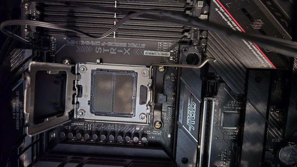 Computer Case with Motherboard, power supply and Liquid cooling