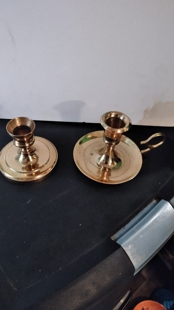 Set of 2 Candleholders