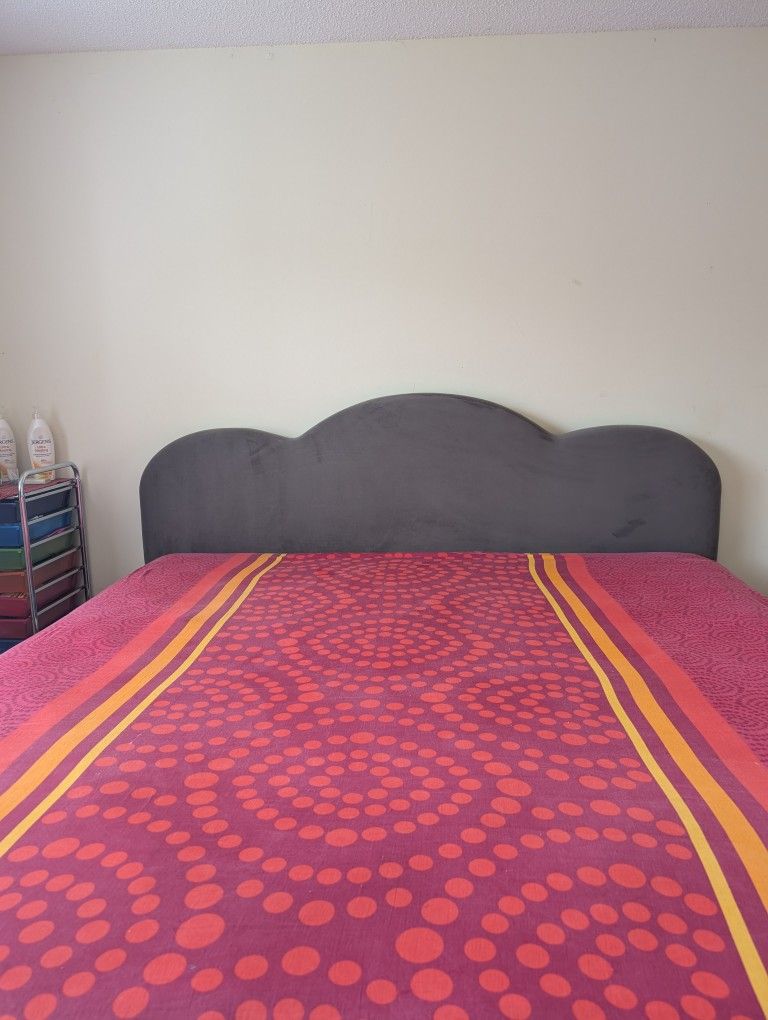 Kind Bed Frame