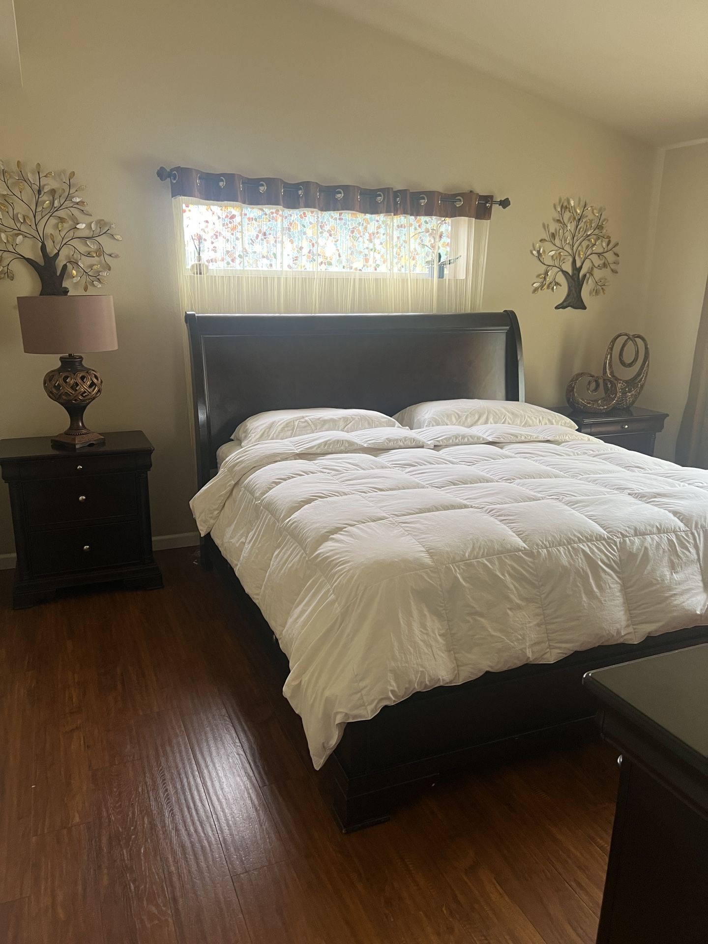 King Bedroom Set ( Solid Wood)
