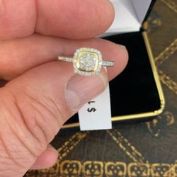 10 k Y Gold Diamond Ring 
