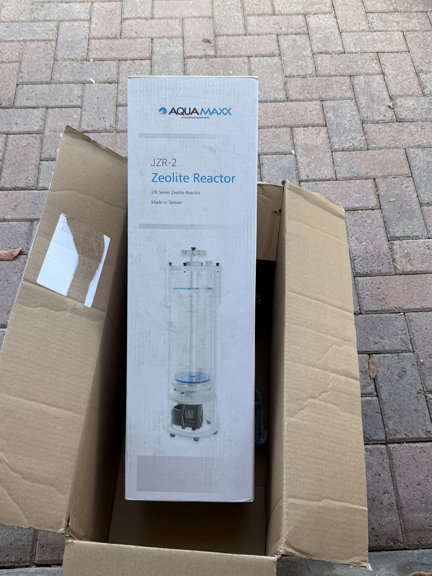 New in box Aquamaxx JZR-2 Zeolite Reactor.