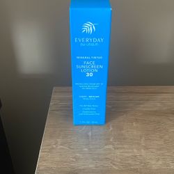 Everyday By Unsun Tinted Sunscreen