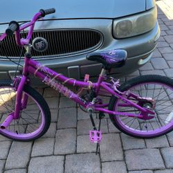 Girl bike with lights 