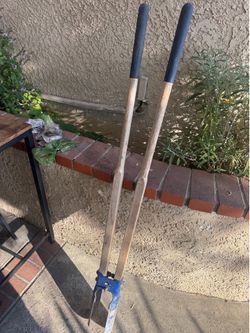 Hole digger