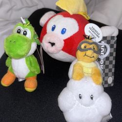 NEW Super Nintendo World Yoshi & Cloud Guy & Red Guppy/Goldfish Plush Keychain