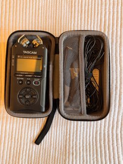 Tascam DR-40 Linear PCM Recorder