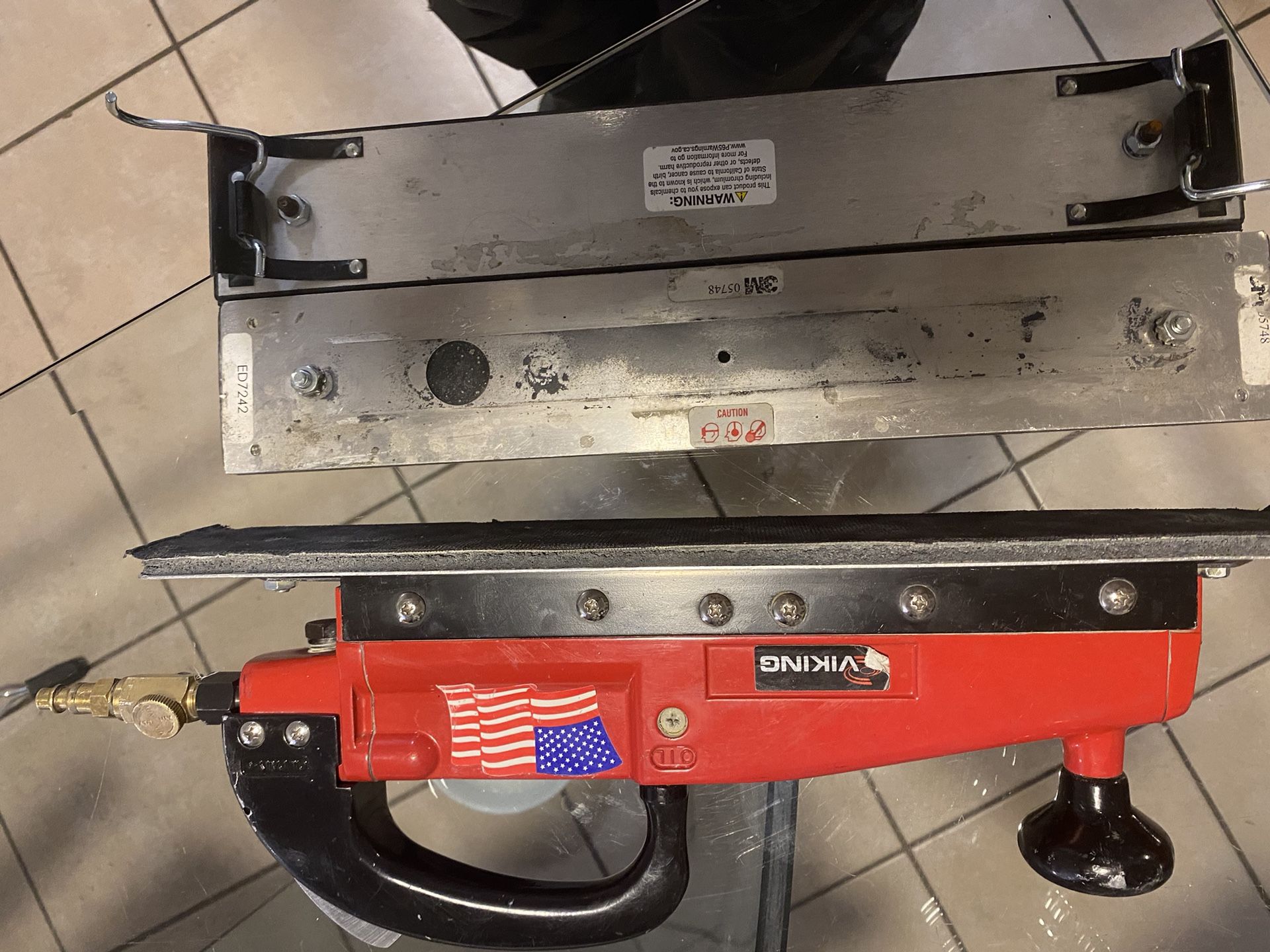 Viking In-line Board File