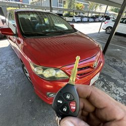 Car Keys/Fobs/Llaves De Autos