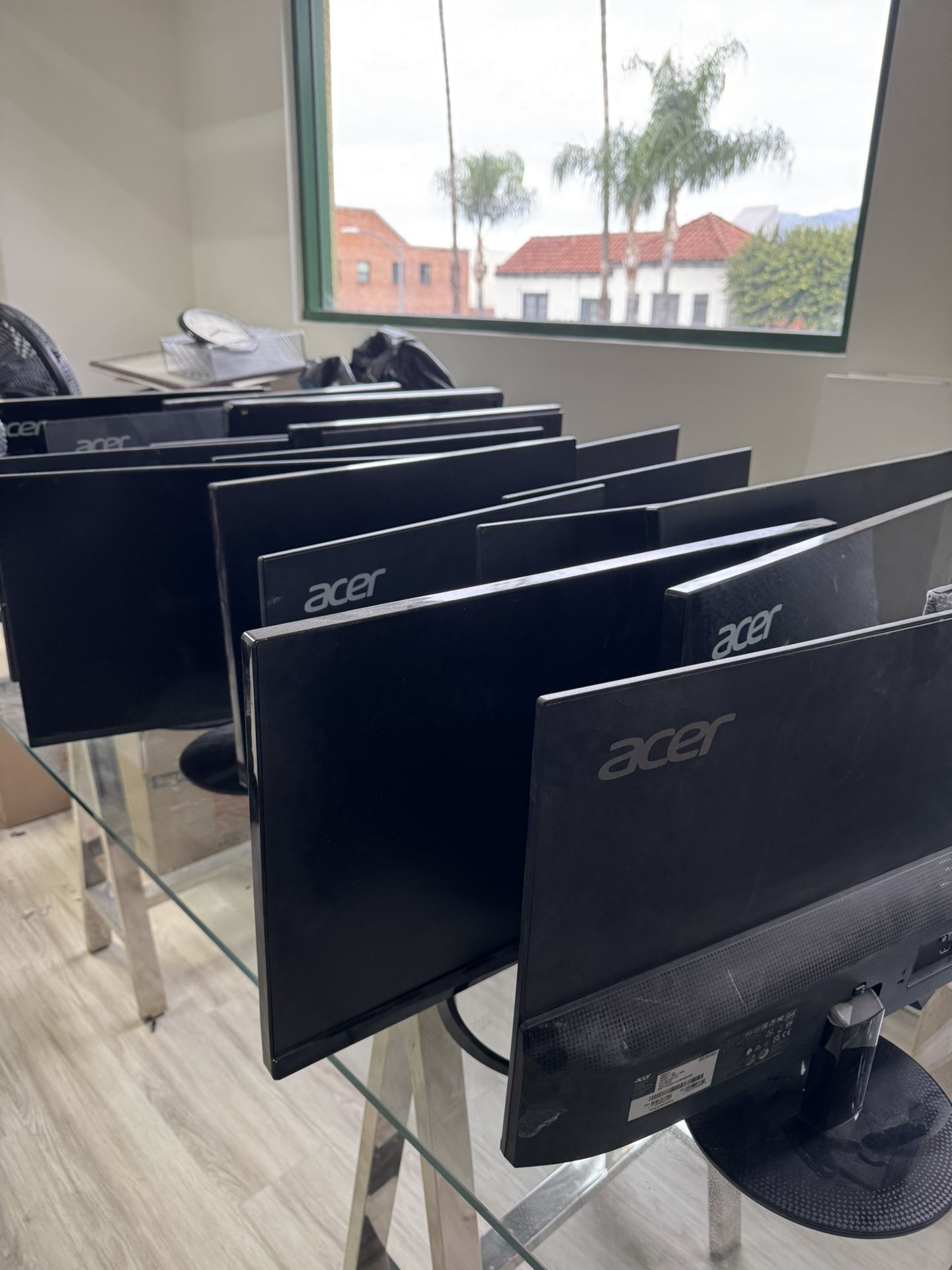 Acer Desktop computers monitor keyboard and processor