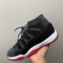 Jordan 11 Bred Velvet