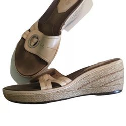 Women's Tan Leather Clarks Artisan Wedge Sandals Size US 8 M