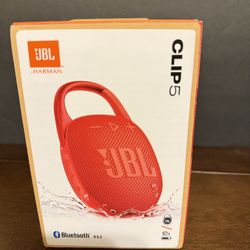 Sealed JBL Clip5 Bluetooth Speaker
