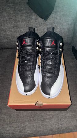 Jordan 12 playoff men’s size 8.5
