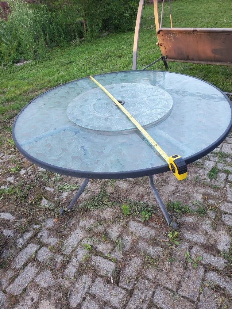 Glass Patio Table & Chairs for Sale in Monee, IL OfferUp