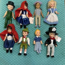 Vintage Madame Alexander dolls, Happy Meal promotions at McDonald's. X8