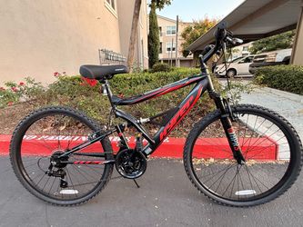 Hyper Mountain Bike Black and Red