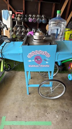 Flufftastic Cotton Candy Machine