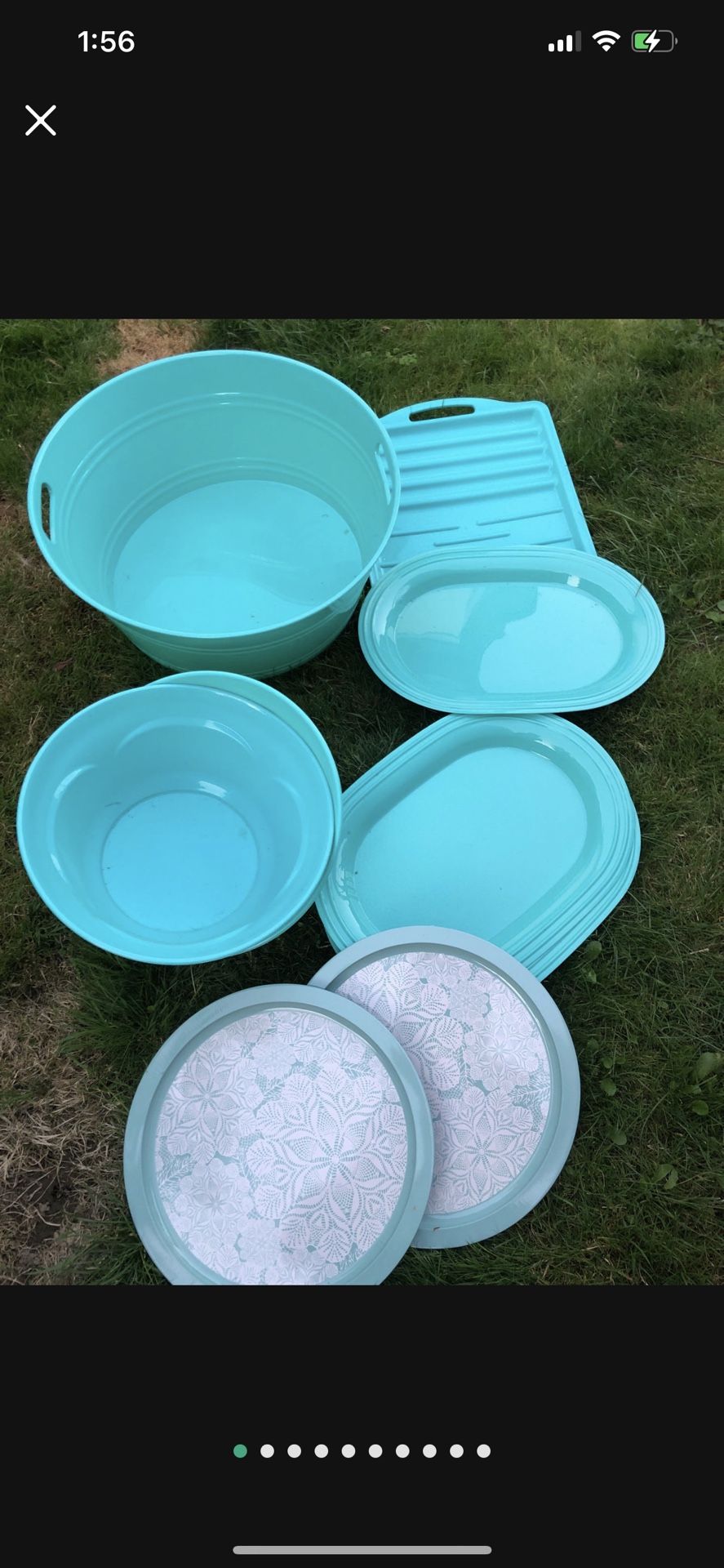 Great party trays and bowls set brand New Aqua color perfect for a