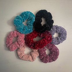 Hand-made Velvet Scrunchies (Terciopelo)