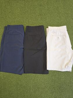 Callaway Golf Shorts Size 32" Waist