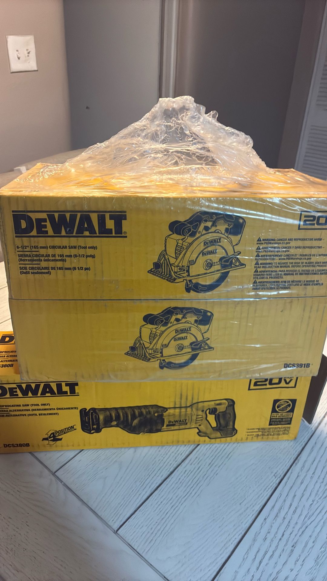 Brand new circular saw