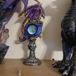 Dragon Statue 