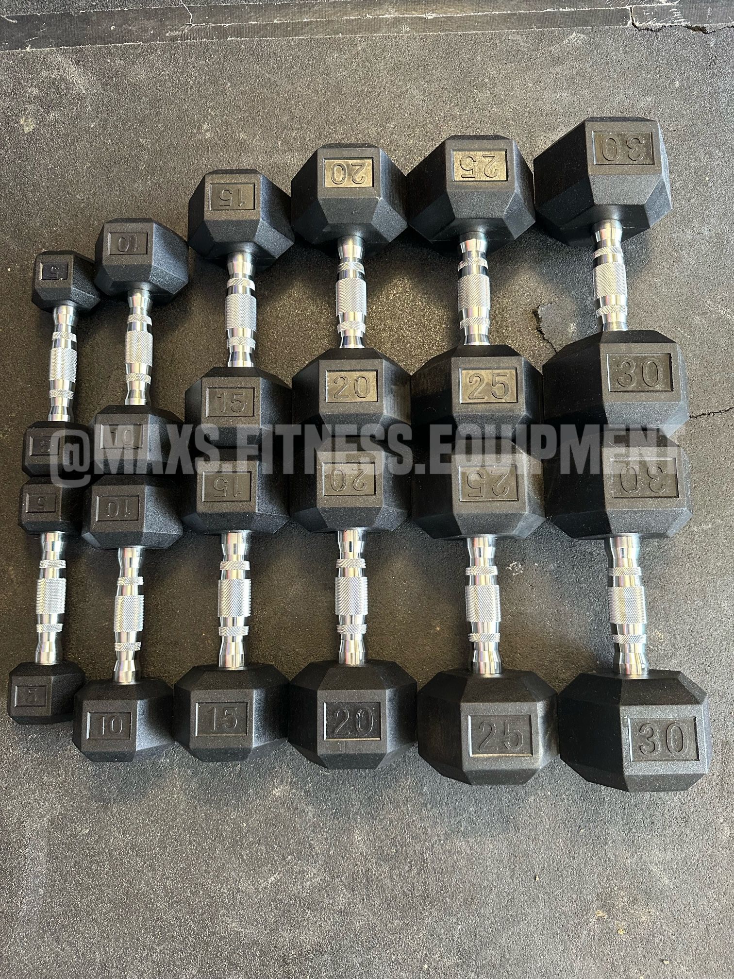 NEW DUMBBELLS 5-30 210LB TOTAL WEIGHT ๐DECEMBER SPECIAL๐