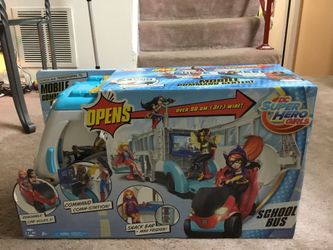 DC SuperHero Girls School Bus Vehicle Toy (the bus transforms into a mobile commander center, over 3 ft wide)