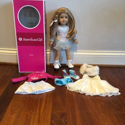 American Girl - Mia - 2008  Girl If The Year 