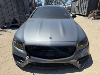 2018 Mercedes-Benz E400 For Parts Only