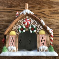 New Ceramic Gingerbread Tealight house Christmas