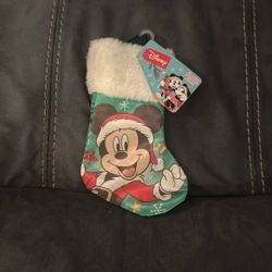 New With Tags Disney Mickey Mouse Santa Mini Stocking