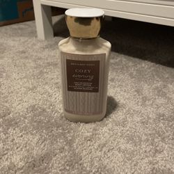Bath & Body Works Cozy Evening Lotion