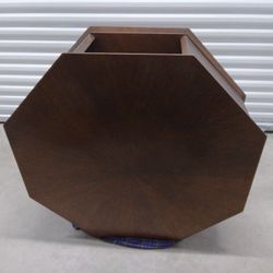 LANE WALNUT COFFEE TABLE 