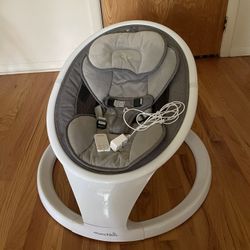 Infant Swing Munchkin