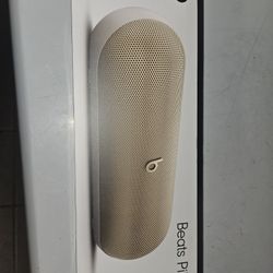 Beats Pill