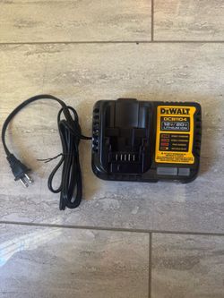 DEWALT 12/20/60 -Volt 4AH Fast Charger for Dewalt batteries NEW
