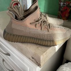 Yeezy Sand Taupe