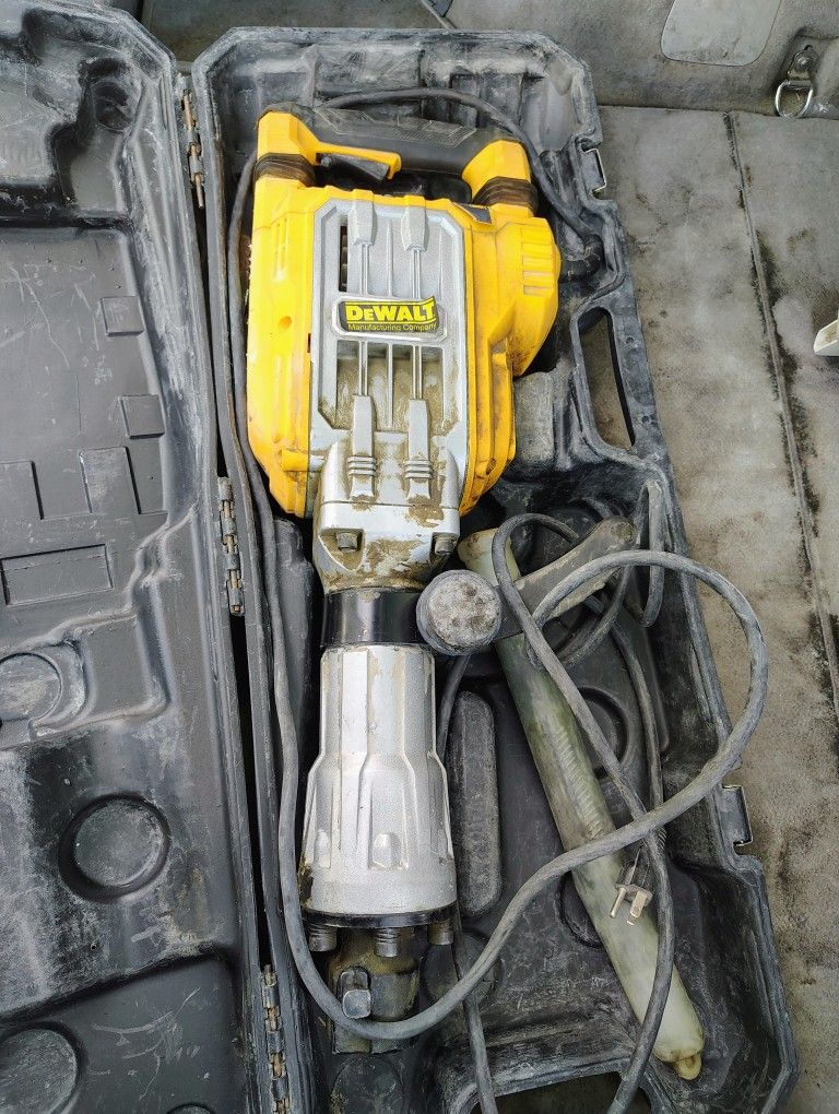 DeWalt Demolition Jack Hammer