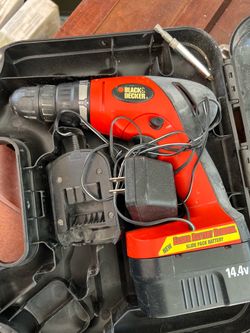 Black and Decker Drill Set