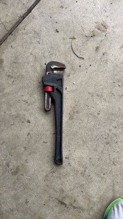 Pipe Wrench