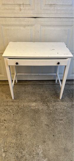 Table/ mesa