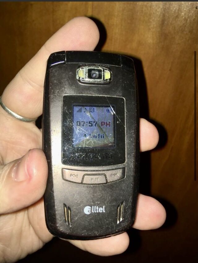 Samsung SCH-U520 Cell Phone •Alltel•