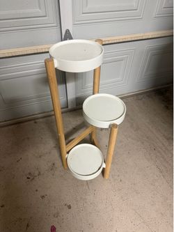 Plant stand
