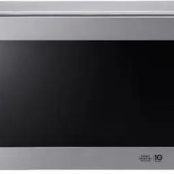 Microwave LG .09 Cu Ft. w/ turntable 