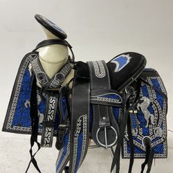 Montura Charra Bordada Con Cantinas Cuadradas 