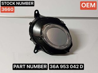 2016-2020 BENTLEY BENTAYGA OEM FRONT RIGHT LED DRL TURN SIGNAL FOG LIGHT. PASSENGER SIDE.