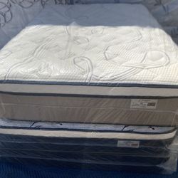   😴Mattress pillow top🥱 💎All sizes 💎12” inches tall 🔵Queen $199 🟣Full $180 🟠Twin $150 🟡King $330 🔴Cal king $330 🔘 Delivery available🚛