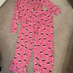 Beauty Sleep social espresso martini pajamas.  SIZE LARGE. EUC